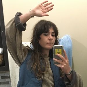 Meet your Posher, Moira